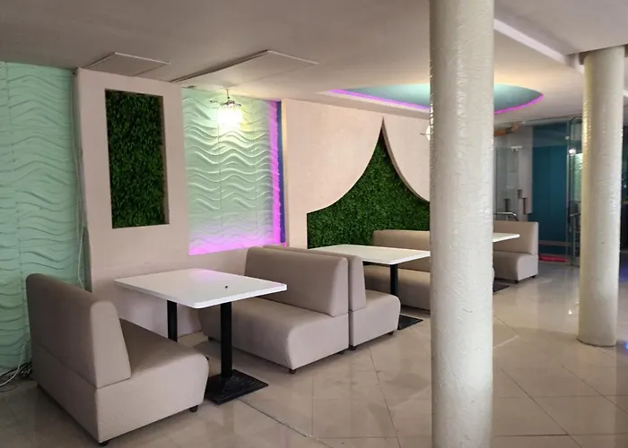 Danita & Restaurant&pool Bar * ヴァルナ