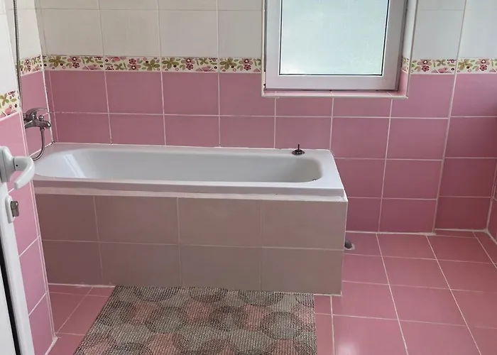 Appartamento Danita & Restaurant&pool Bar *